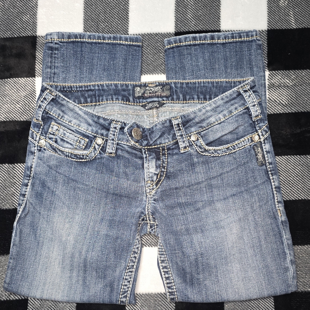 Silver Tuesday Capris  **SIZE 29×25  **LOWRISE